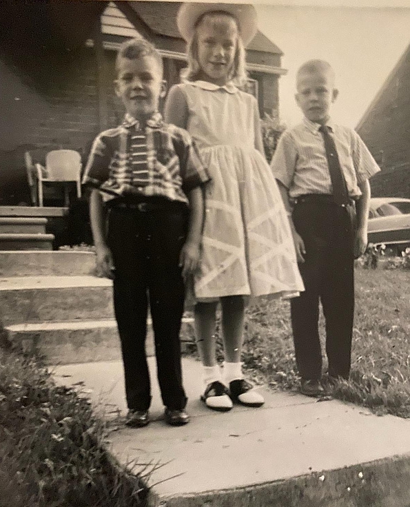 circa 1956 Easter