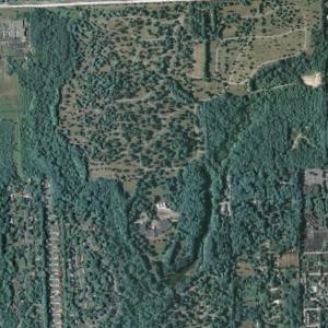 satellite map of cemetery